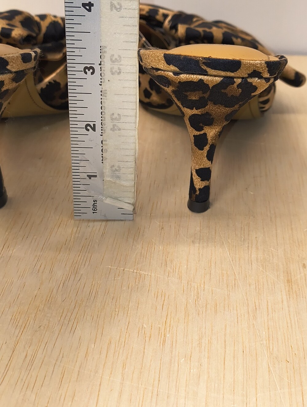 J. Renee Elonna Leopard Print Bow Pointed Toe Kitten Heels Mules Size 11M - Picture 5 of 7
